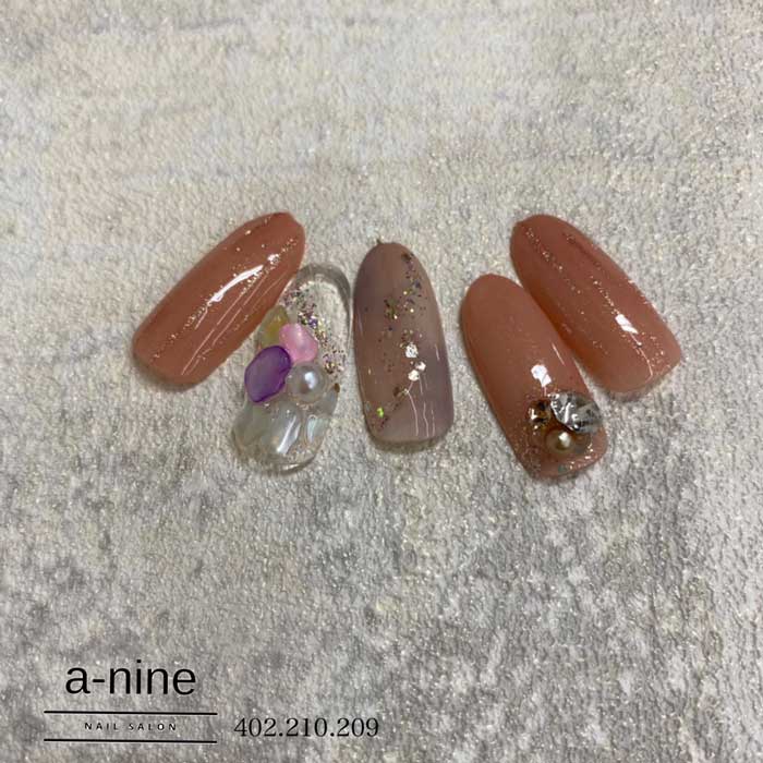 ネイルカタログ エーナイン